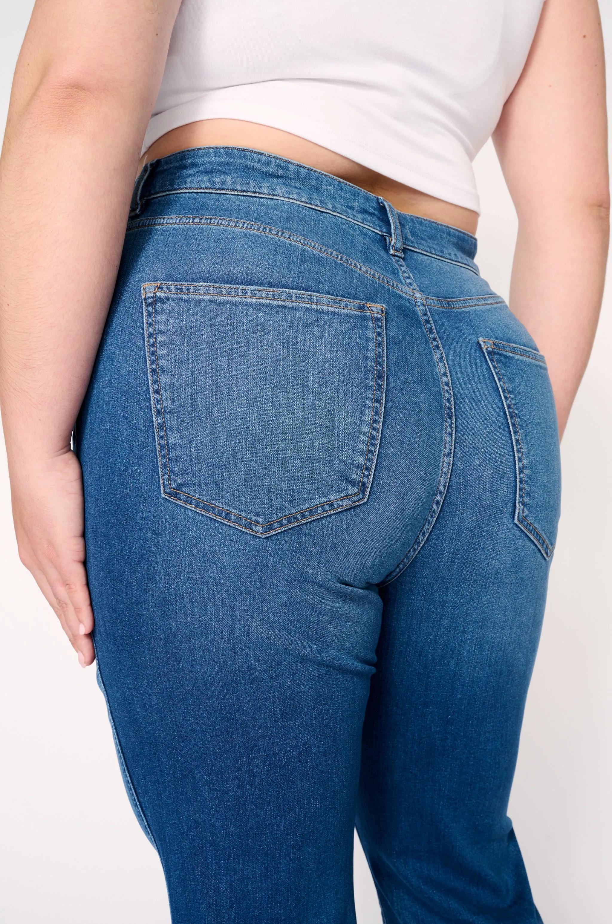 ASE PLUS - STRAIGHT JEANS | DEMARCO