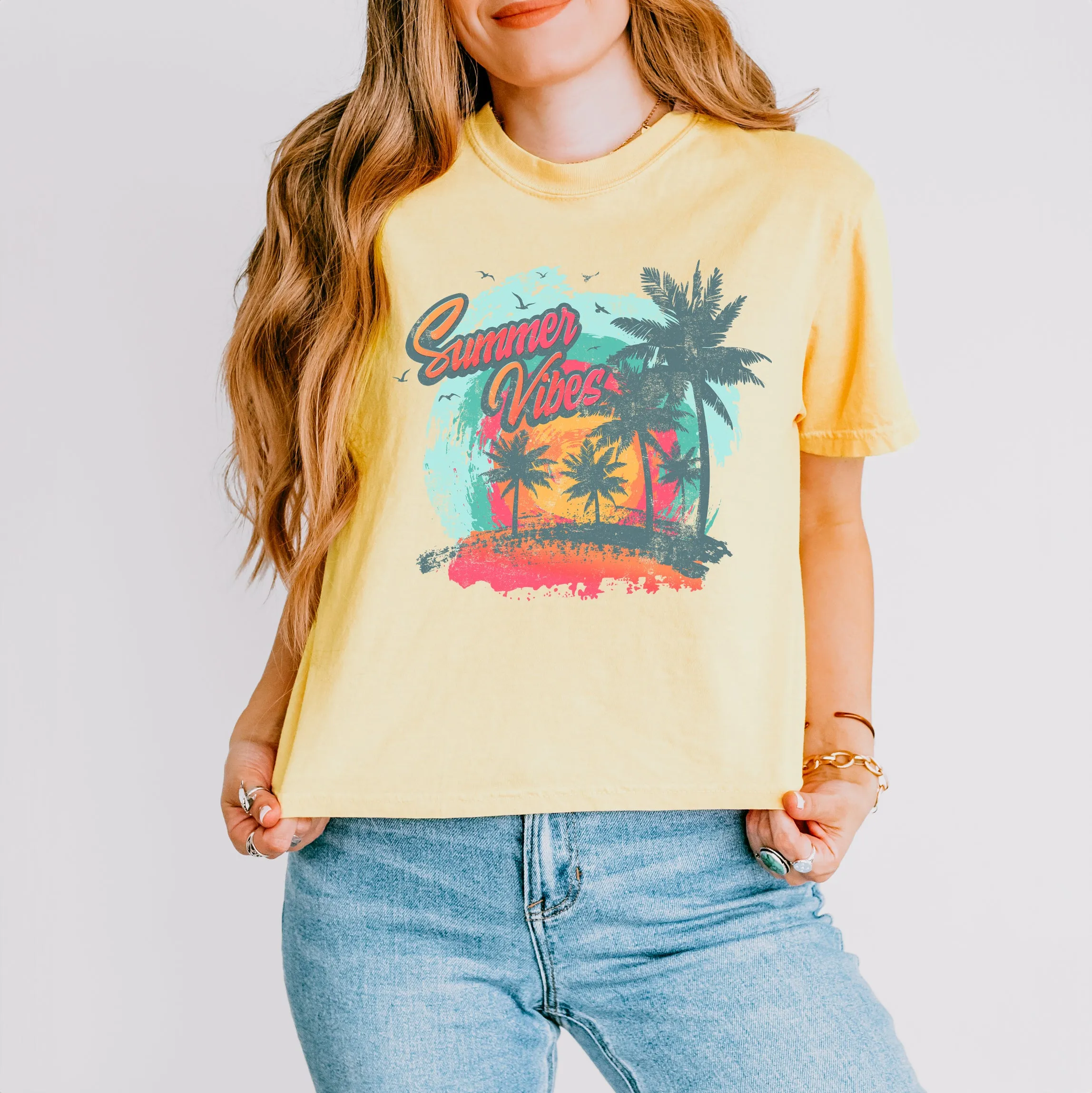 Summer Vibes Vintage | Relaxed Fit Cropped Tee